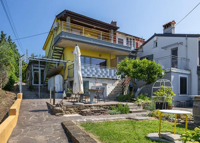 Borea Strunjan Πορτορόζ