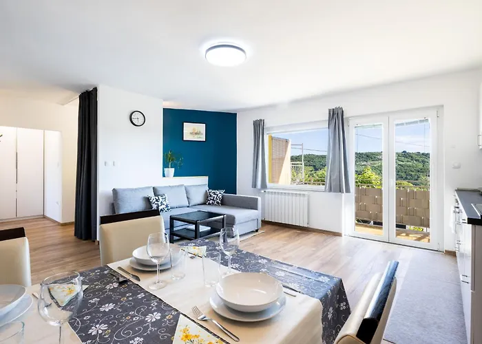 Borea Strunjan Πορτορόζ